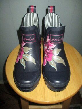 JULES WELLIBOB Navy Floral Rubber Rain Boots